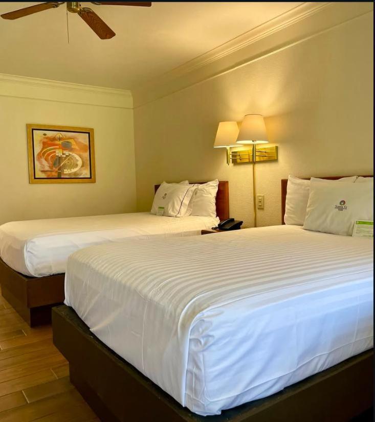 Hotel Santa Fe Camargo Екстер'єр фото