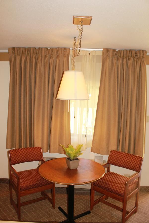 Hotel Santa Fe Camargo Екстер'єр фото
